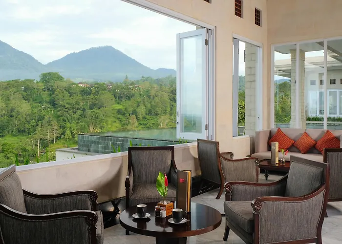 Resort Homm Saranam Baturiti 5*