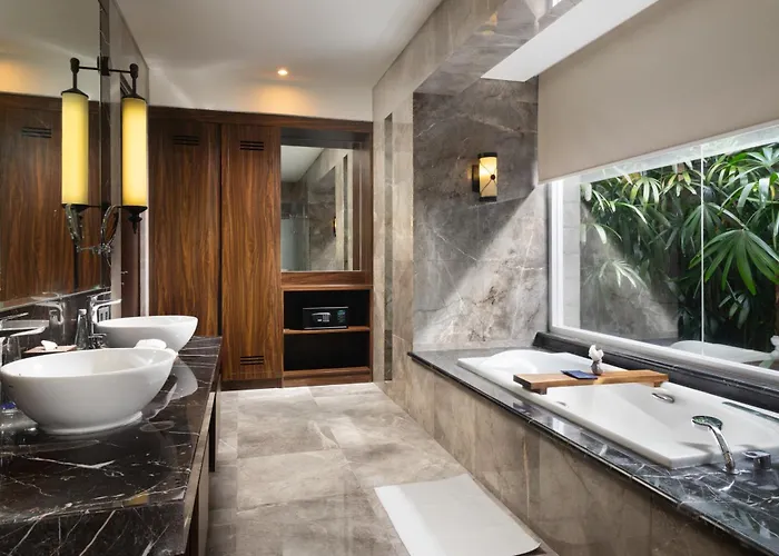 Resort Homm Saranam Baturiti 5*